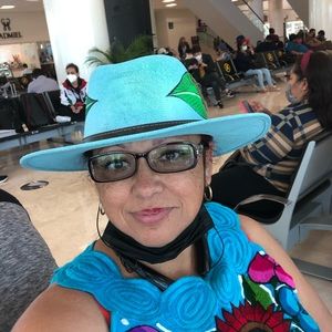 Meet your Posher, Olga